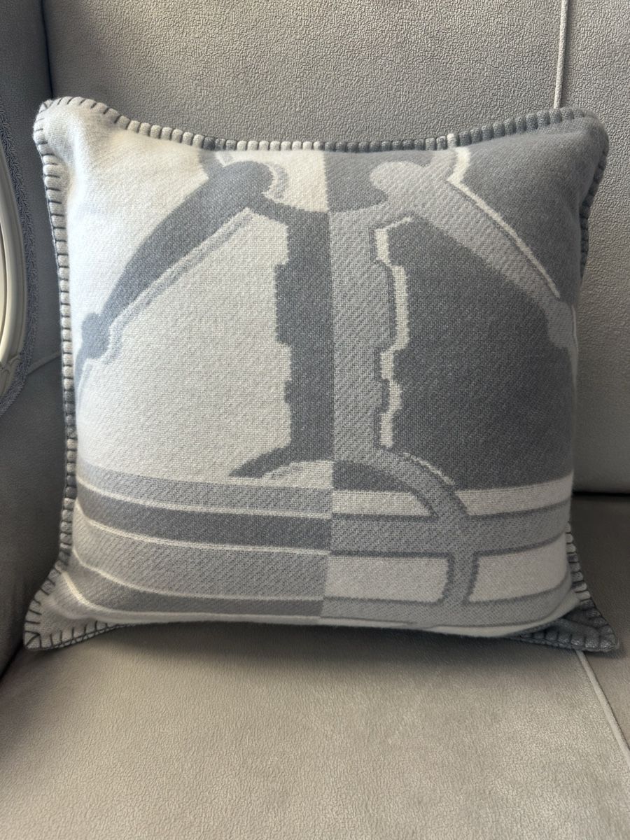 Kissen: Hermes pillow – Neu und originalverpackt aus Kilchberg ZH von cruella