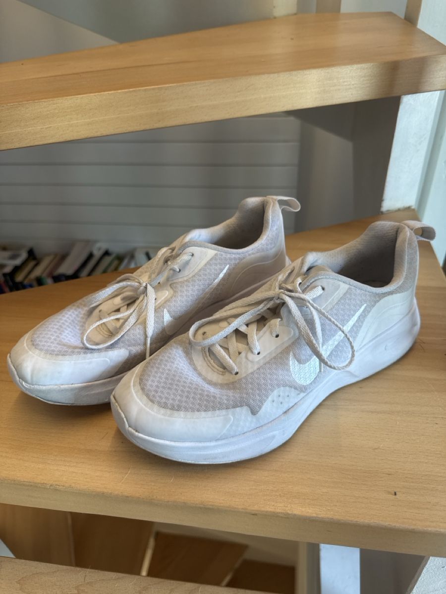 Nike Herrenschuhe: Nike bianche 41 – Gebraucht aus Porza von kaj_d5q7