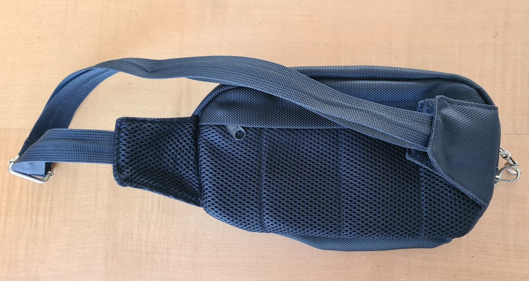 Taschen für Damen: Bauchtasche – Neu (gemäss Beschreibung) aus Islikon von EFH651 1