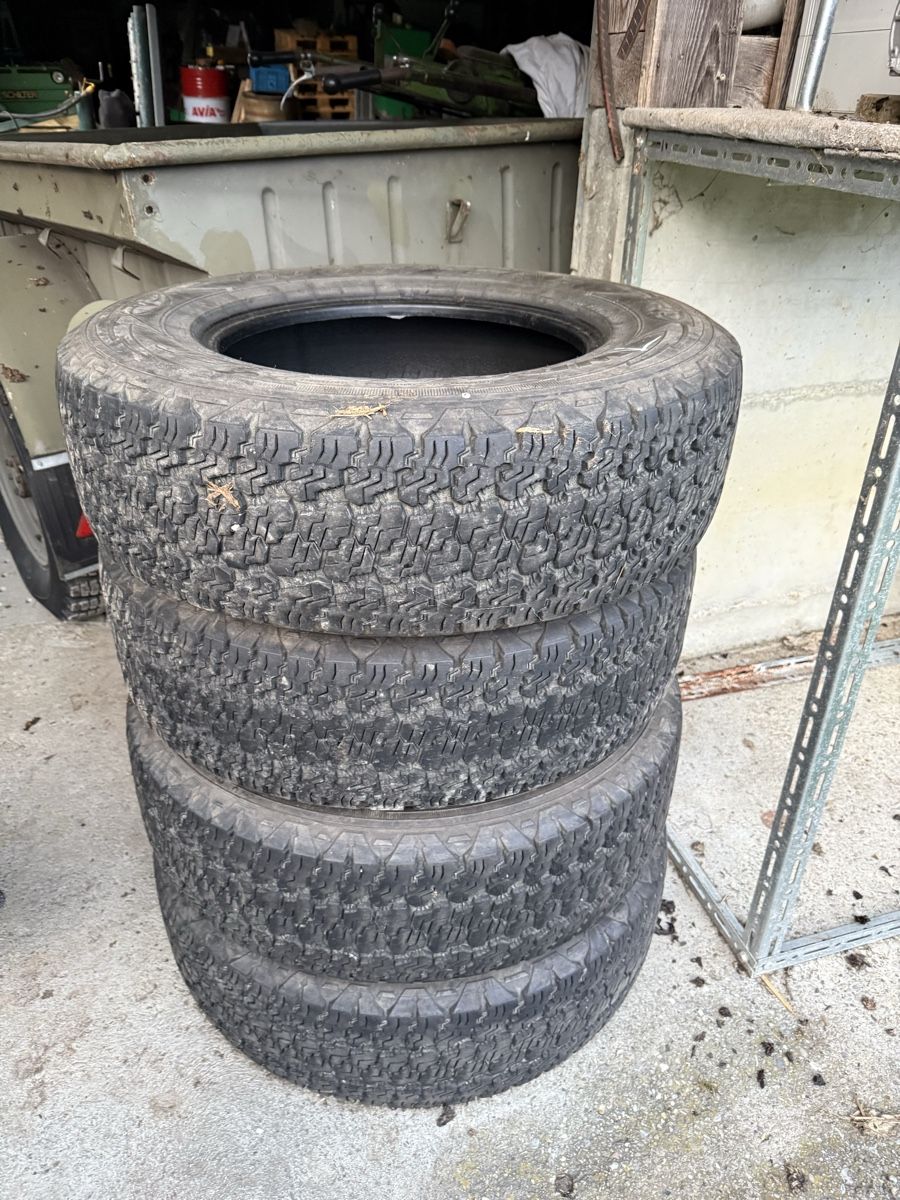 Pneus & Kompletträder: 245/75R17 – Gebraucht aus Bischofszell von nra_5jb8 4