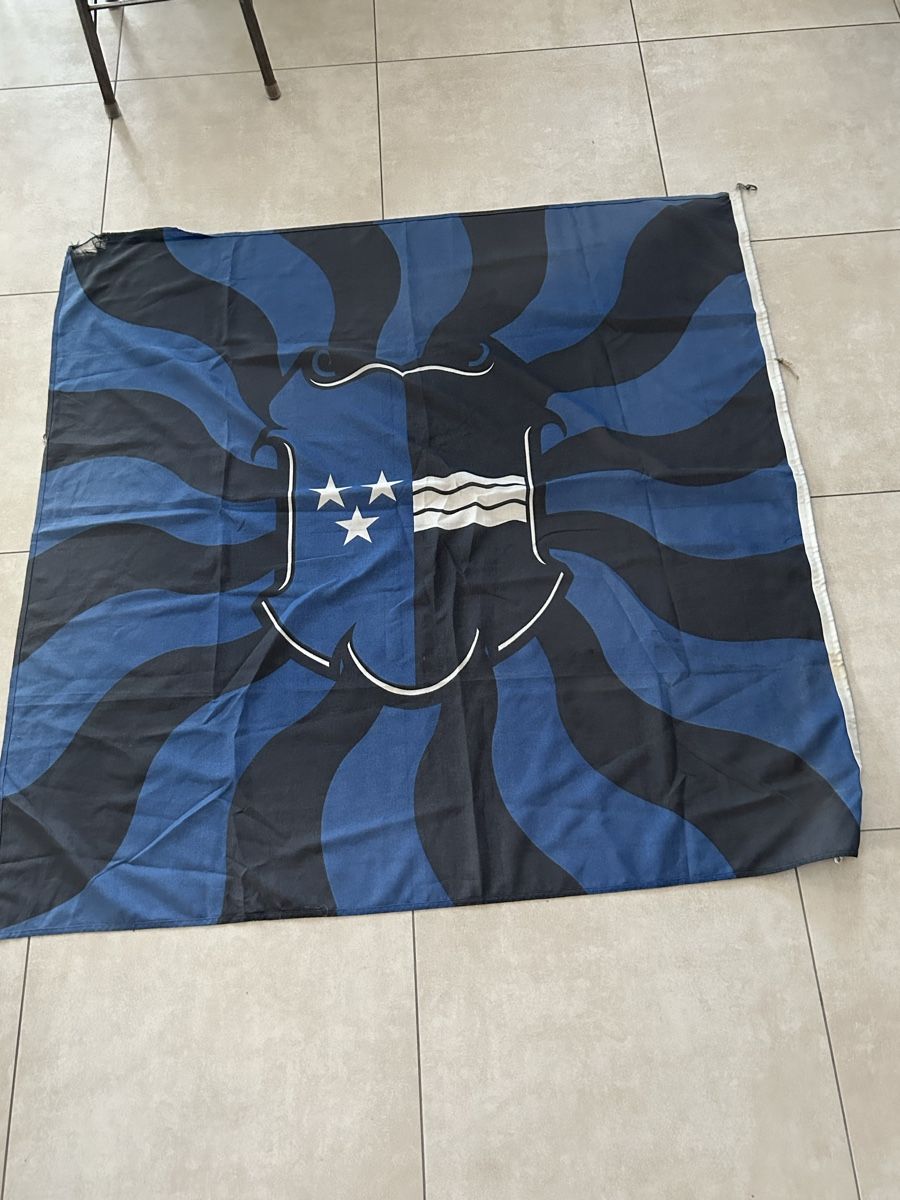Fahnen: Aarau Grand drapeau du canton Aarau – Gebraucht aus Thierrens von Bigla
