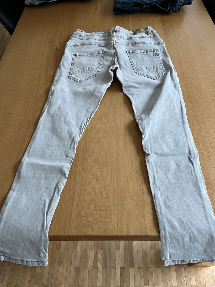 Jeans: Damen Jeans – Usato da Kirchberg SG venduto da MB409_4x4 1