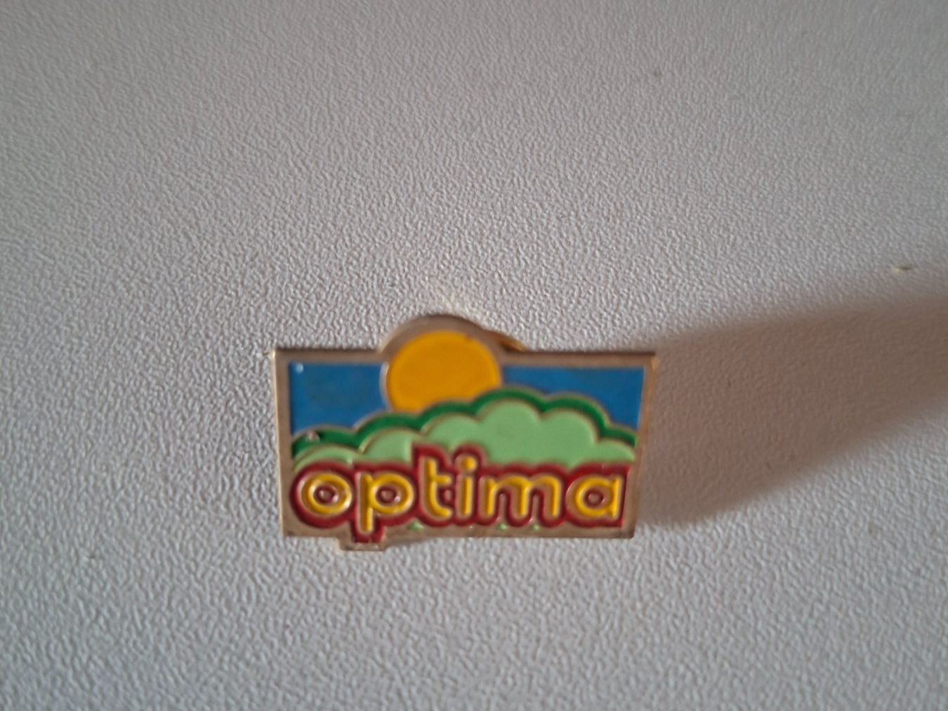 Placchette & Badge: Optima Pin – Usato da Erlinsbach venduto da pfunky