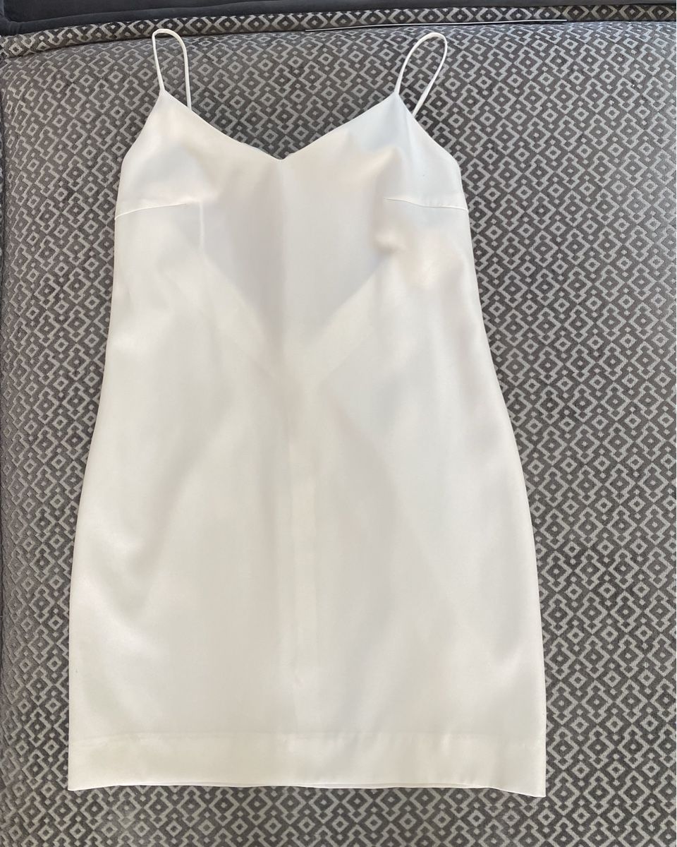 Robes: Robe avec dos ouvert. – D'occasion à Echallens par 1961zap 4