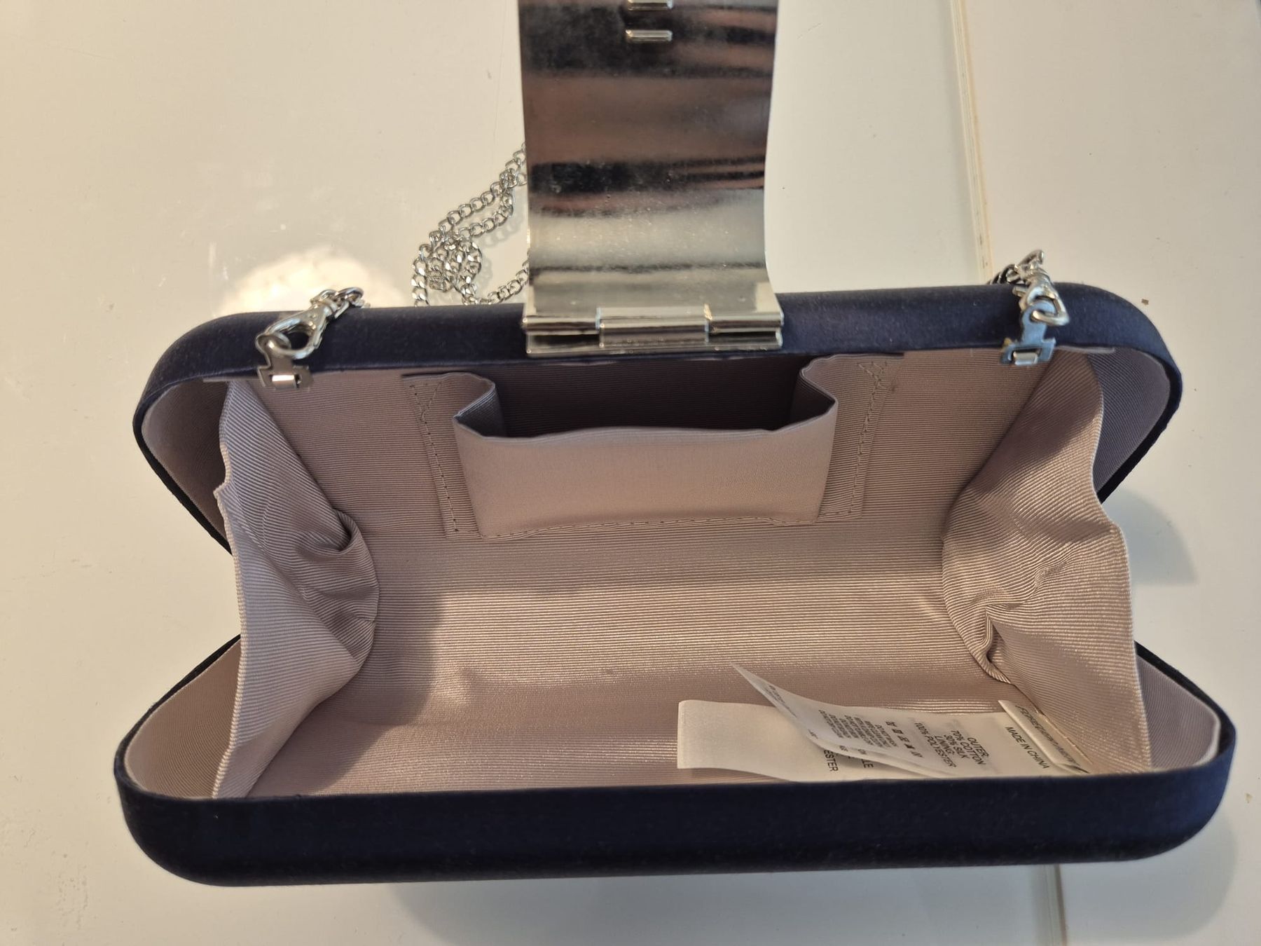 Borse da donna: Hochzeit/Party Schultertasche – Nuovo e nell'imballaggio originale da Zug venduto da Roses0