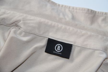 Bogner Gr 36 Blusenshirt aus Seide mit Spitze am Aermel