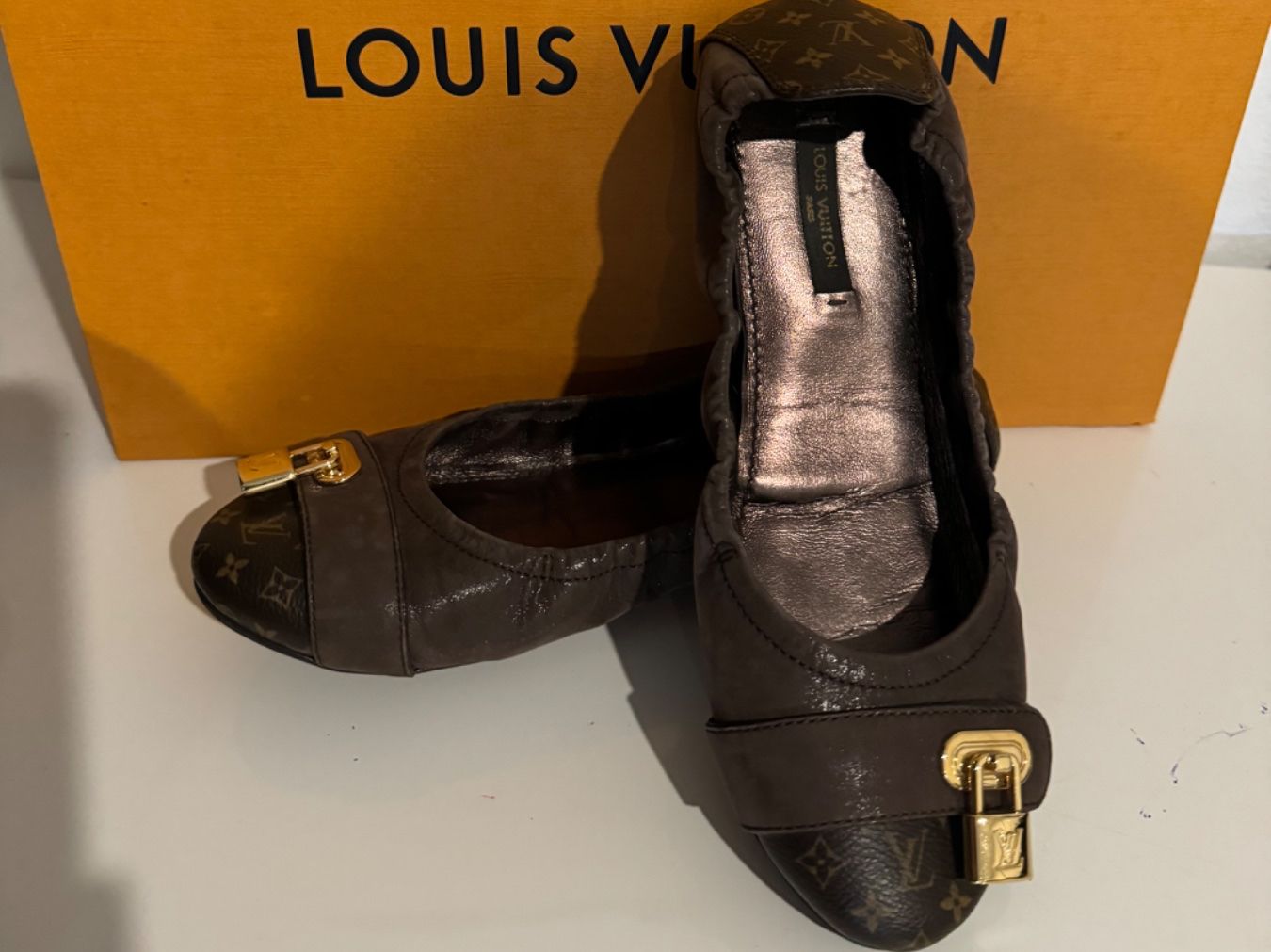 Louis Vuitton Scarpe da donna: LOUIS VUITTON BALLERINE – Usato da Les Geneveys-sur-Coffrane venduto da LVMM 1