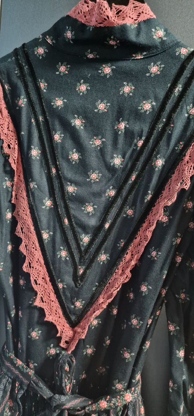 Kleider: Trachtenkleid- Dirndl, mit rosa Details, Gr. 38 Dirndl – Neu und originalverpackt aus Chur von car_5clc 3