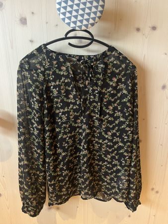 Hübsche Bluse