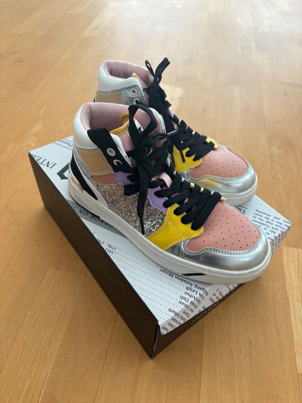 John Galliano Scarpe da donna: John Galliano Sneakers – Usato da Züberwangen venduto da biene_83 1