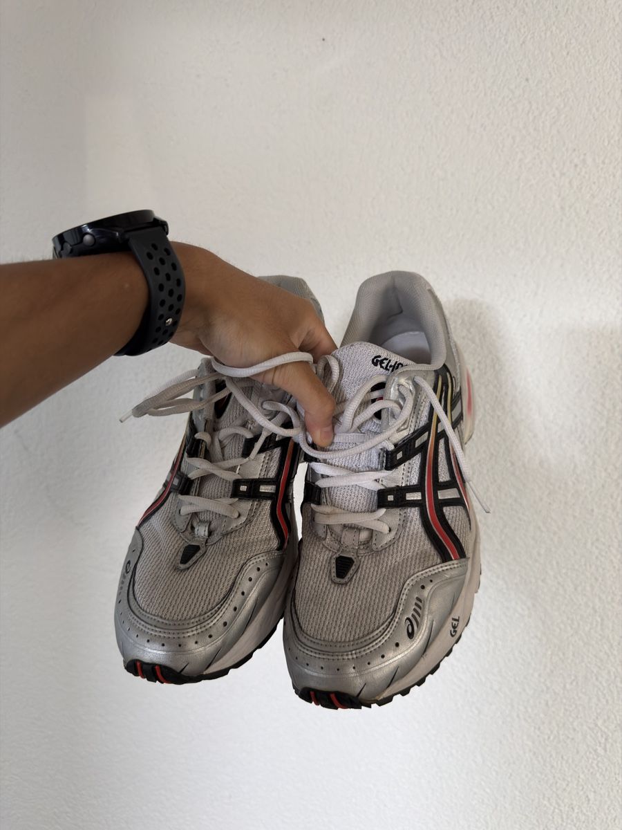 Asics Herrenschuhe: Asics Gel-1090 44 – Gebraucht aus Basel von Sharki_ 1