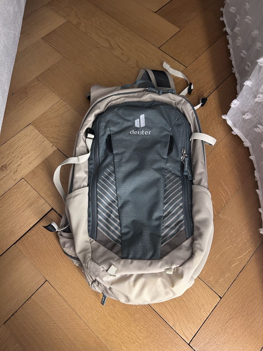 Deuter Sacs à dos: Deuter Compact Wanderrucksack – D'occasion à Luzern par papboss