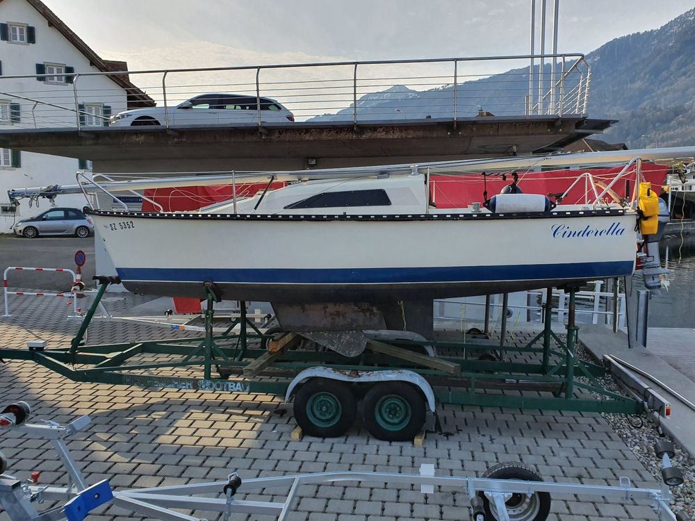 segelboot bavaria 606