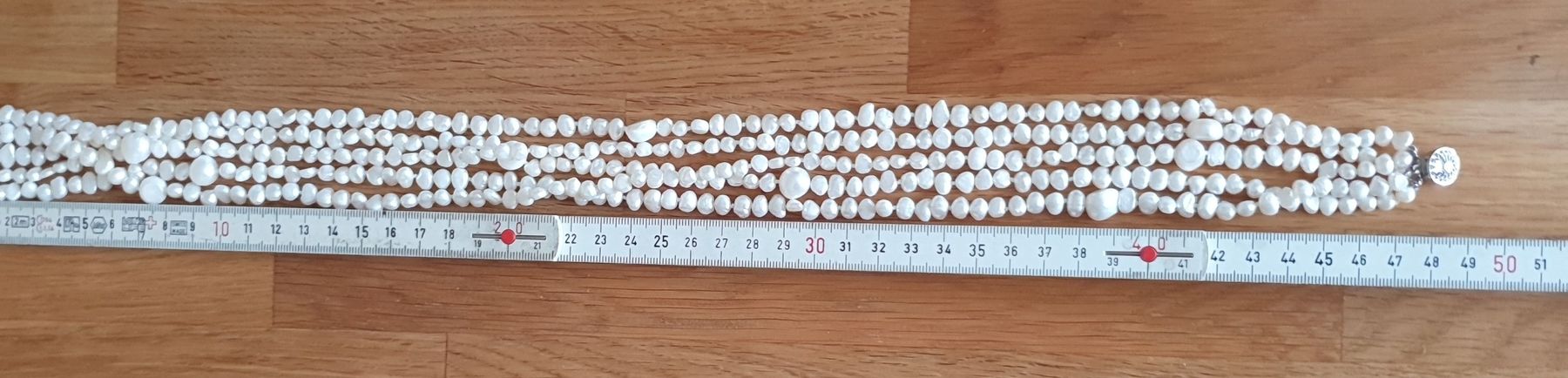 Catenine: Weisse Süsswasserperlenkette – Usato da Laufenburg venduto da megane1959