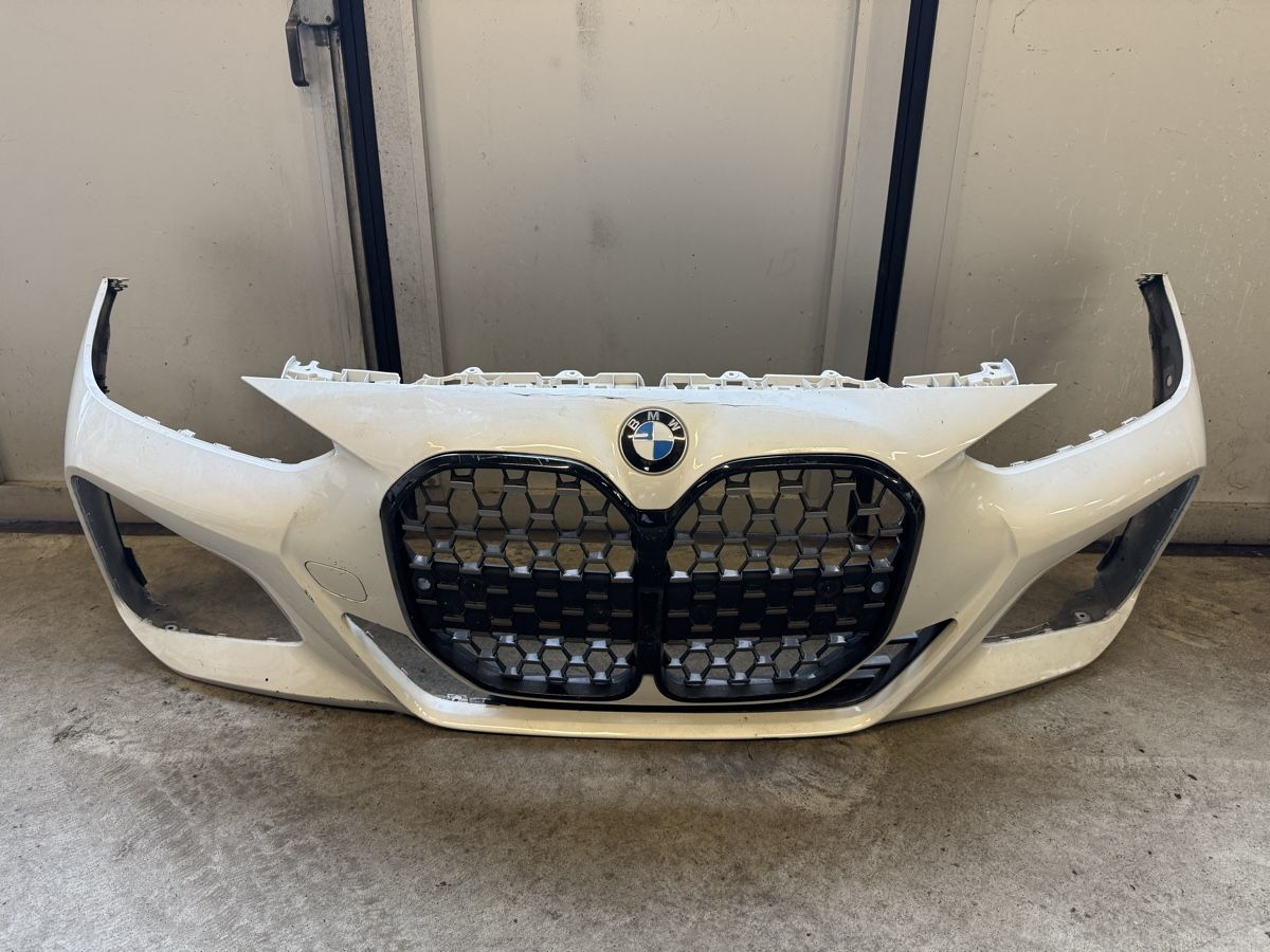 BMW Tutti pezzi di ricambio auto: Pare-chocs avant BMW G22 G23, version M – Usato da fribourg venduto da Nikita.0762813663