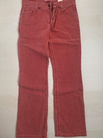 Coole MAC Jeans 'Rocky' W32 L32 in rot