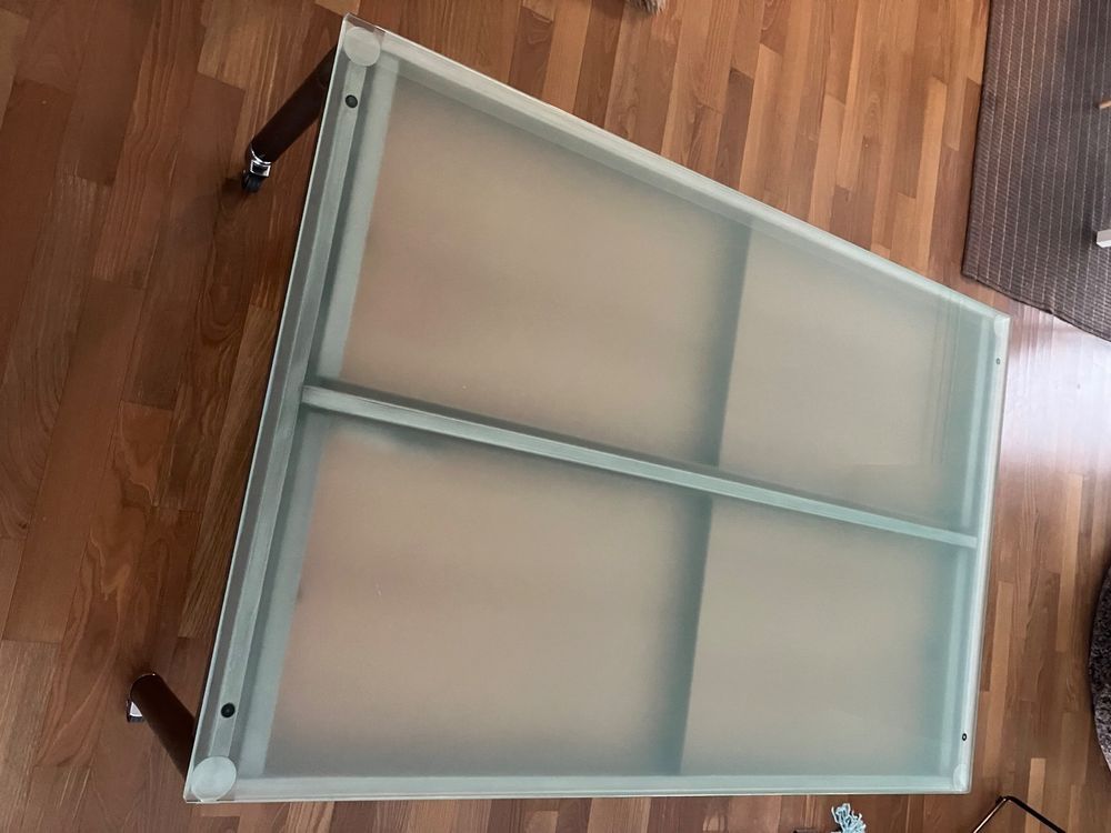 Tavoli: Table d'appoint Desalto, modèle Icaro – Usato da Lausanne venduto da agu_yhn6 2