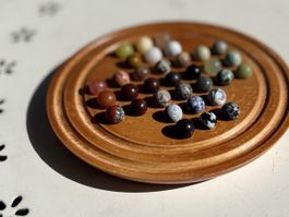 Solitär Spiel mit Edelsteinen