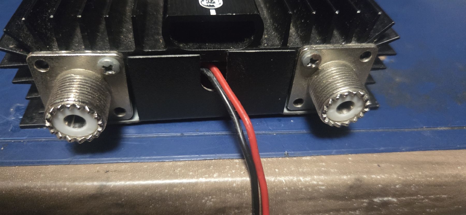 Technique de radiocom: linear Amplifier – D'occasion à Holziken par Baumannd 7