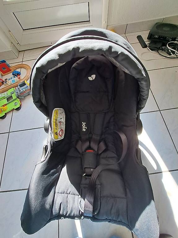 Giacche: A liquider  – Usato da Düdingen venduto da petitloup 4