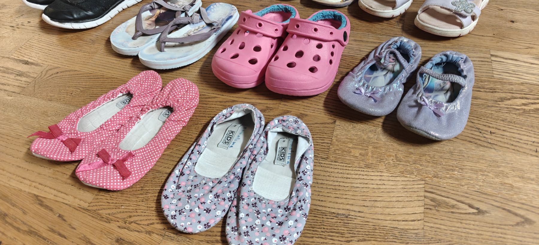 Scarpe per ragazzi: Mädchen Schuhe Set 12 Stück , Gr.29/30 – Usato da Obernau venduto da ChooseWisely 7