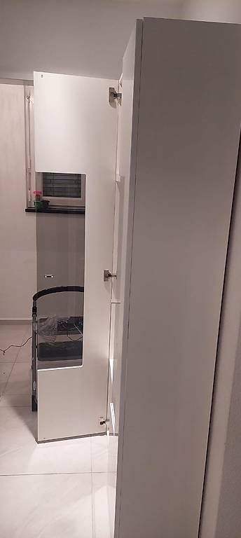 Vitrines: Vitrine mit farbwechselnden Licht – D'occasion à Dulliken par ant_jr8r 2