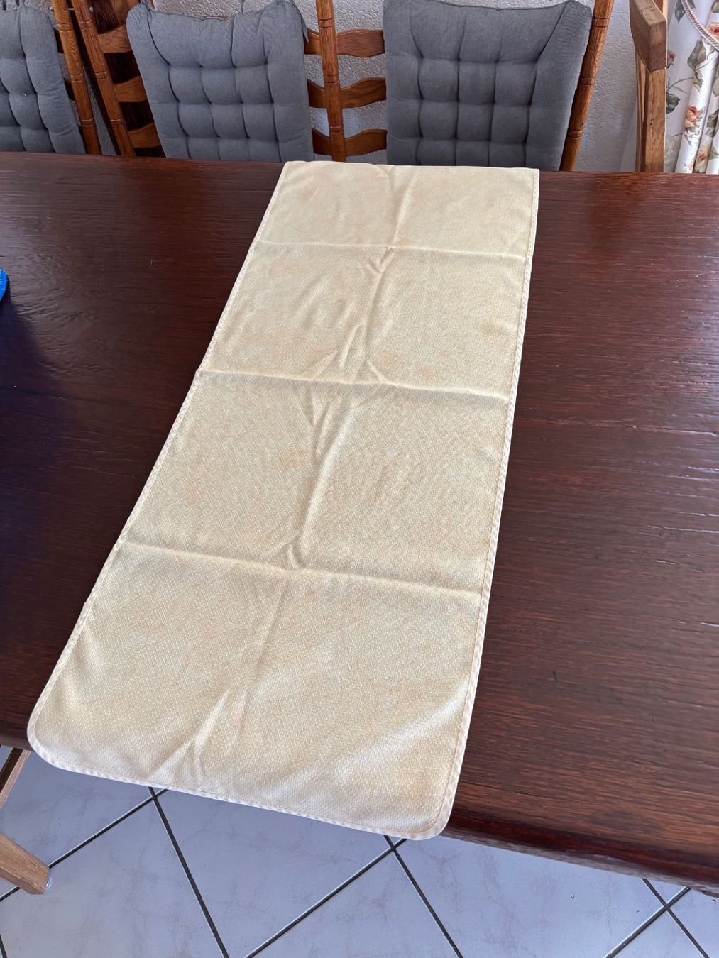 Tessuti: nappe de restaurant ou pour particulier – Usato da chatonnaye venduto da lebizu 3