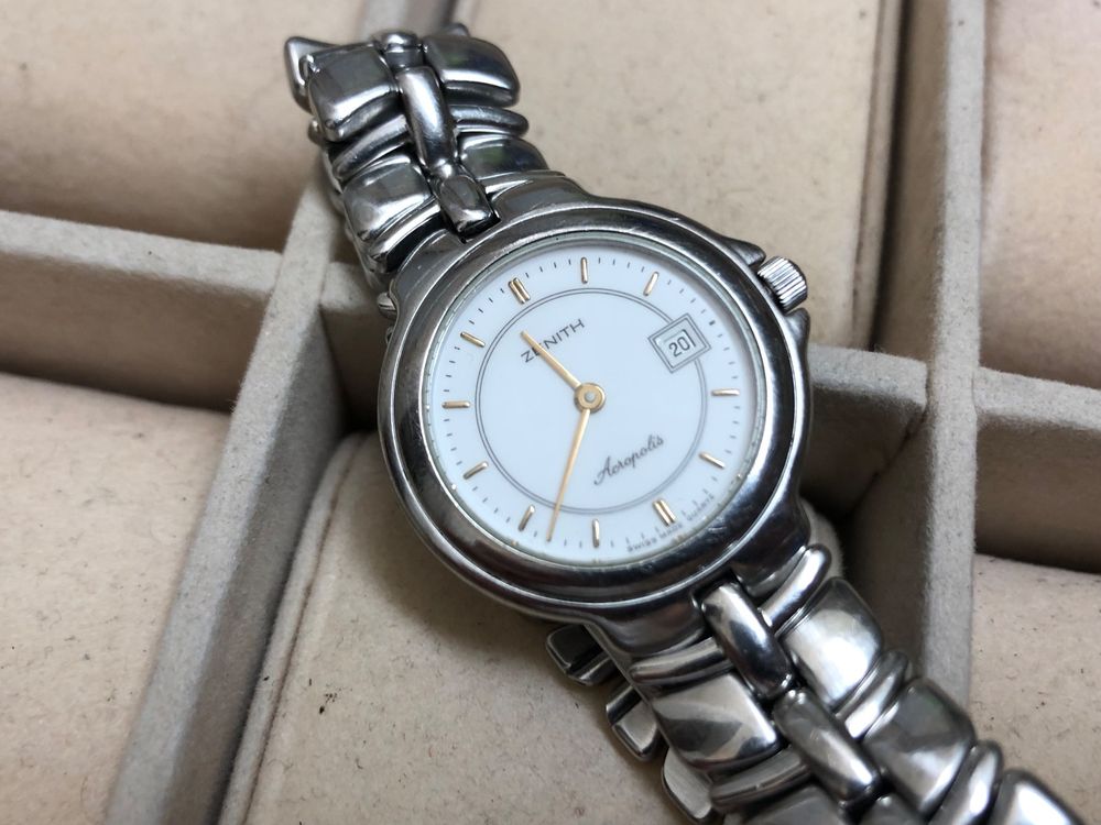 Montre Chronographe Digitale Wilson Pour Femme - Quartz, étanche 30m, Alarme, Chrono - Excellent état, Pile Neuve
