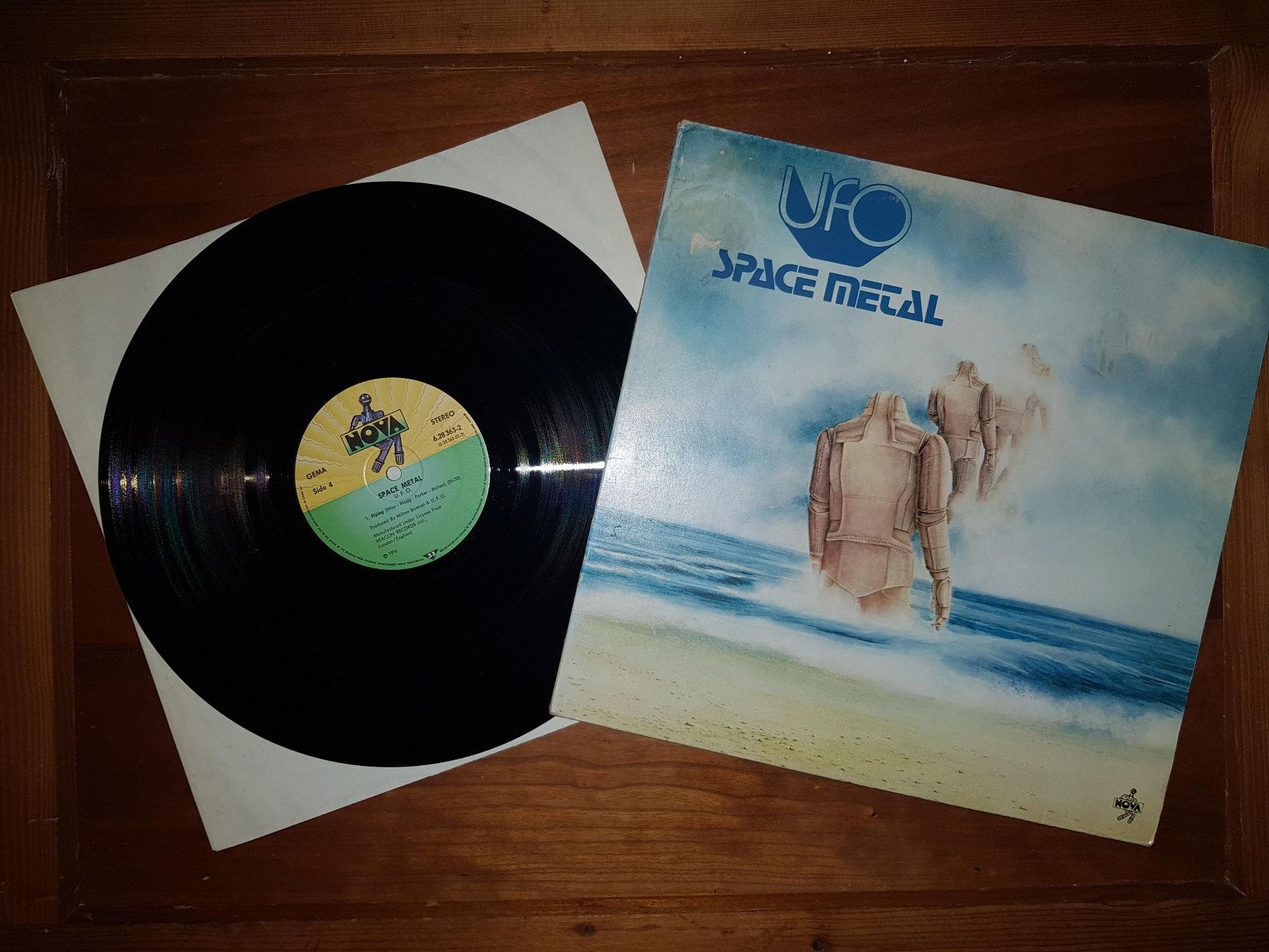 Dischi in vinile: UFO - Space Metal       2x LP – Usato da Zezikon venduto da Upsetter