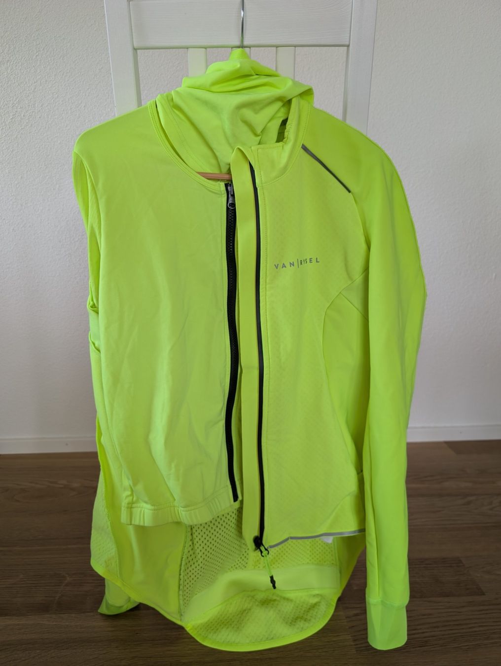 Van Rysel Giacche: Van Rysel Winterjacke neon gelb – Usato da Ehrikon venduto da S1mi03 2
