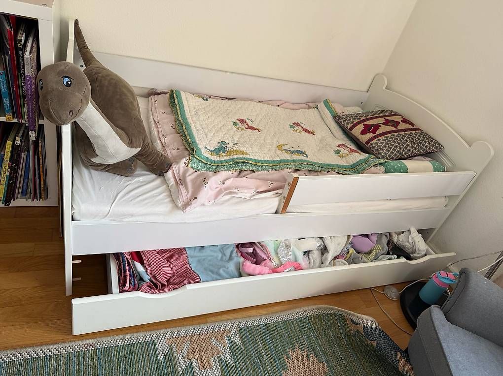 Letti: Kinderbett mit matratze – Usato da Basel venduto da nis_t2gl
