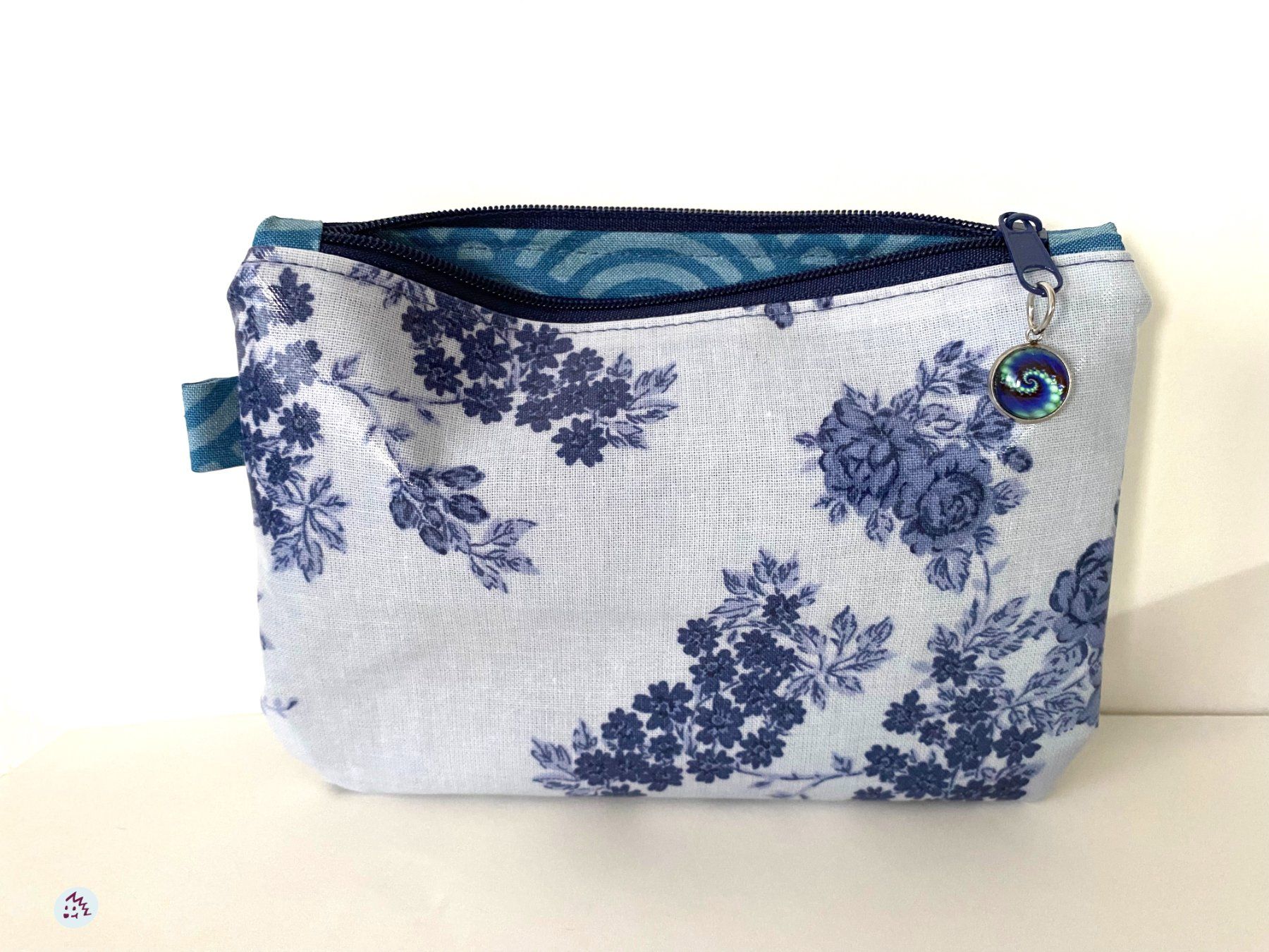 Altro in  Abbigliamento & Accessori: Etui, Münztäschli, Kartenetui, Täschli – Nuovo e nell'imballaggio originale da Fanas venduto da Omibia