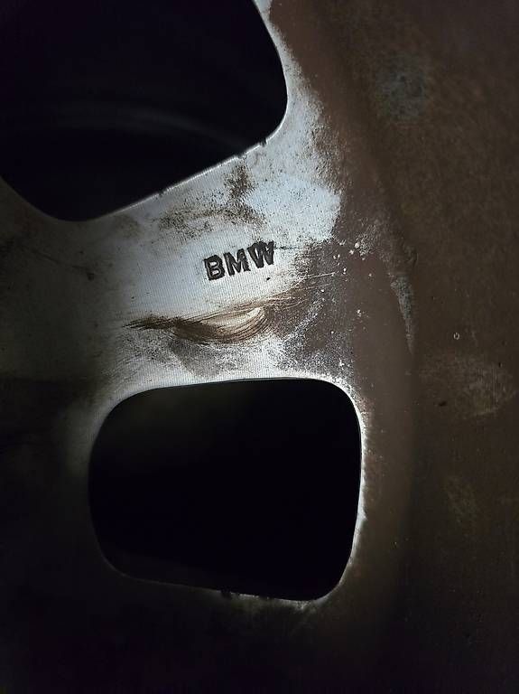 BMW Cerchioni: BMW E46 Alufelgen 5 1/2 J16 – Usato da Laupersdorf venduto da strizini 2