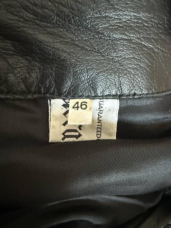 Hosen: Echtleder Damenhose – Gebraucht aus  von  2