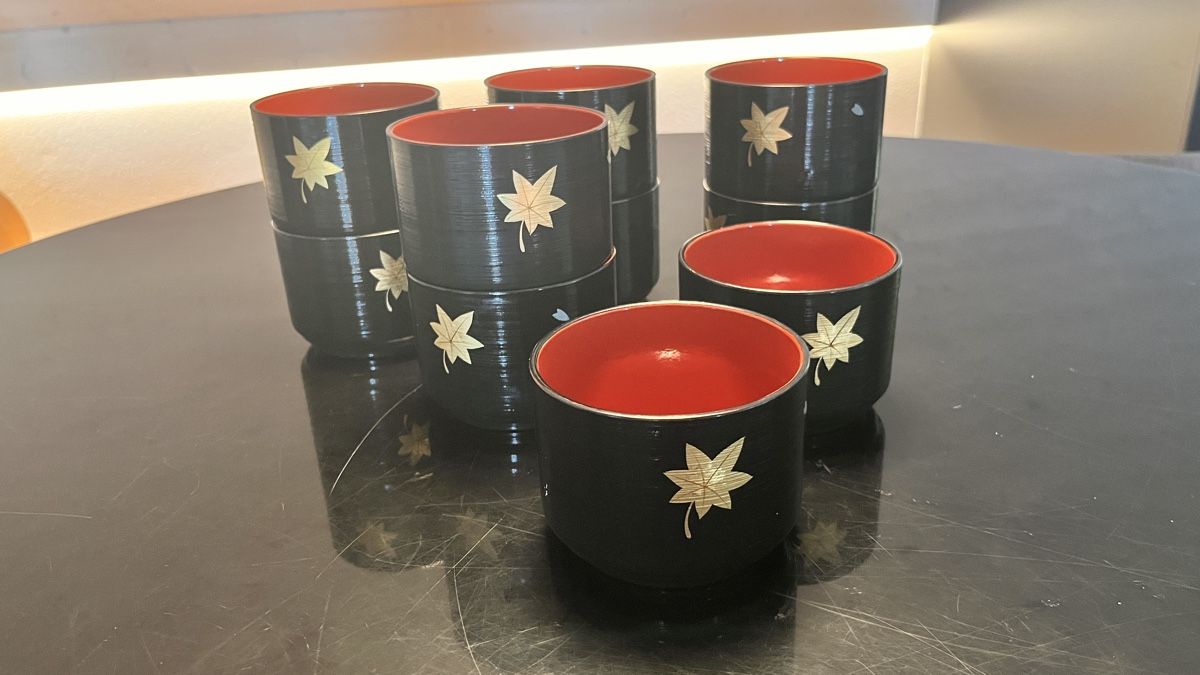 Set di piatti: Japanisches Holz Geschirr Set – Usato da Stettfurt venduto da JapaneseCollection 1