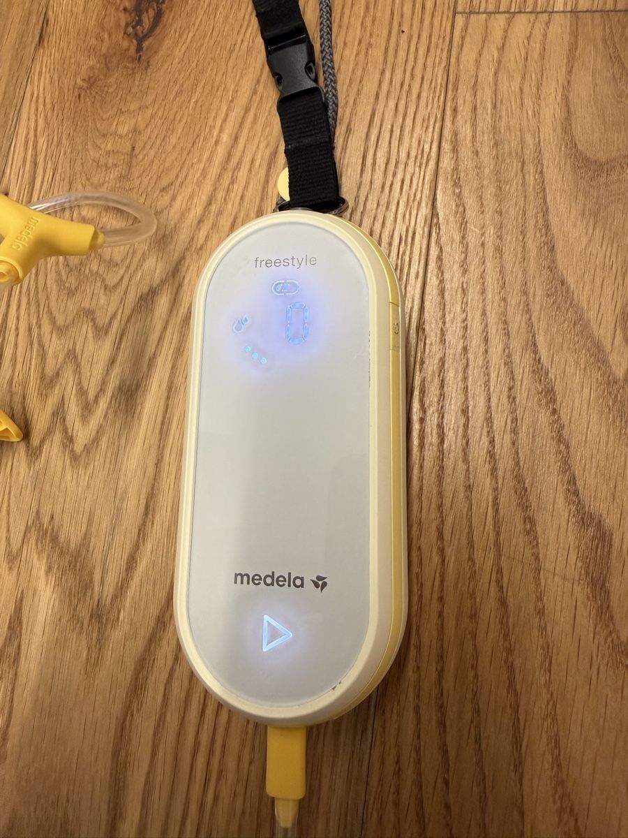 Medela Accessori per l’allattamento: Medela Freestyle Milchpumpe Set – Usato da Rüfenach AG venduto da Trompetra 1