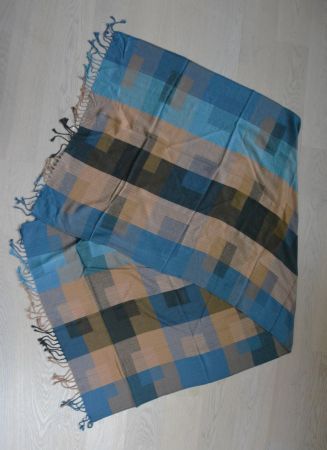 Karierter, weicher Schal aus Kaschmir/Seide