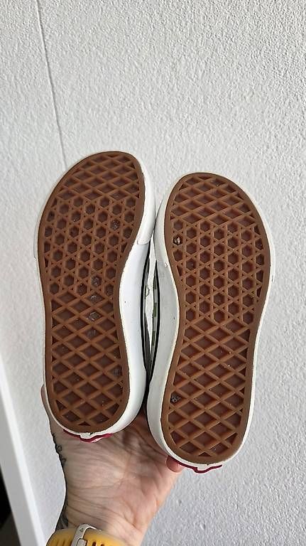Schuhe für Jungen: vans gr. 29 – Gebraucht aus Niederwangen BE von Hmela 1