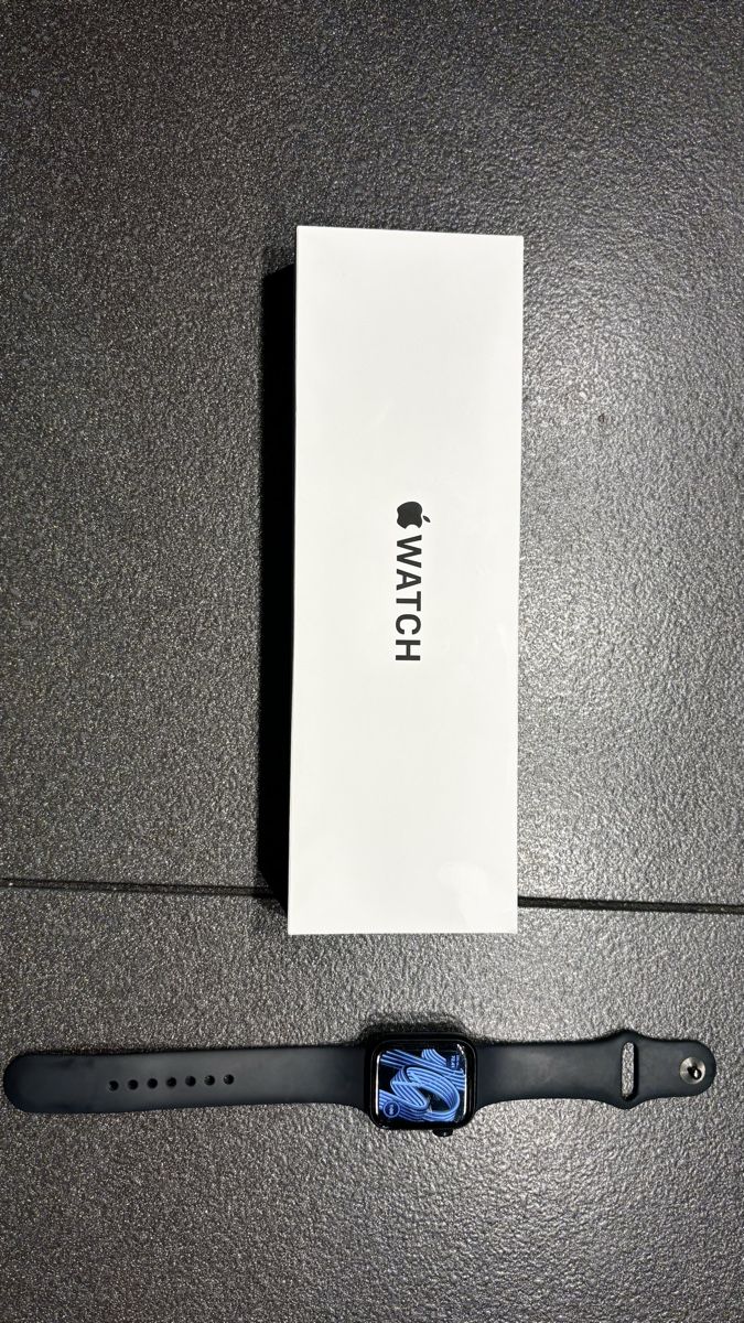 Apple Smartwatch: Apple Watch SE Gen 2 – D'occasion à Steffisburg par Loris_hae