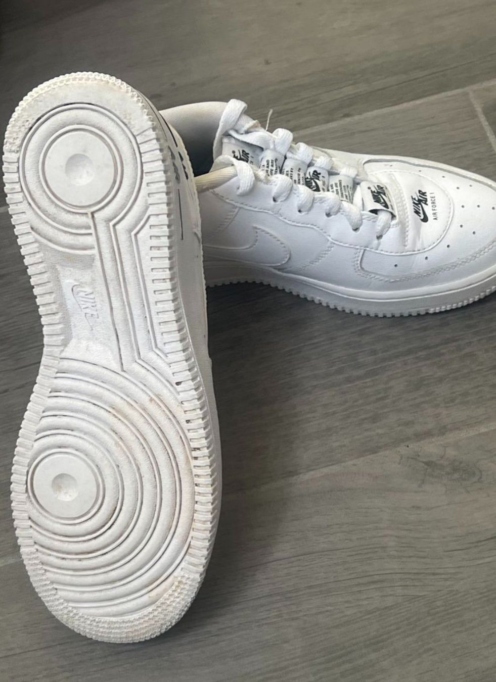 Nike Scarpe da uomo: Nike Air Force 1 Grösse 40 – Usato da Lömmenschwil venduto da classico01 1