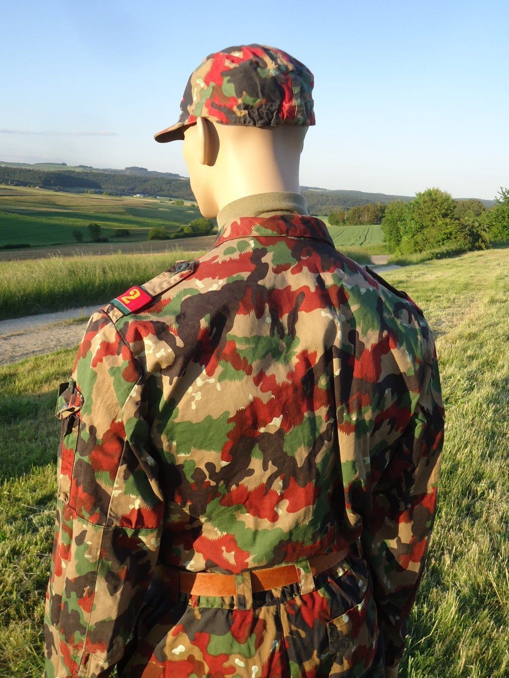 Sonstiges zu Militär: Schweizer Armee Taz 83 Jacke Grösse 52 – Gebraucht aus Niederurnen von  3