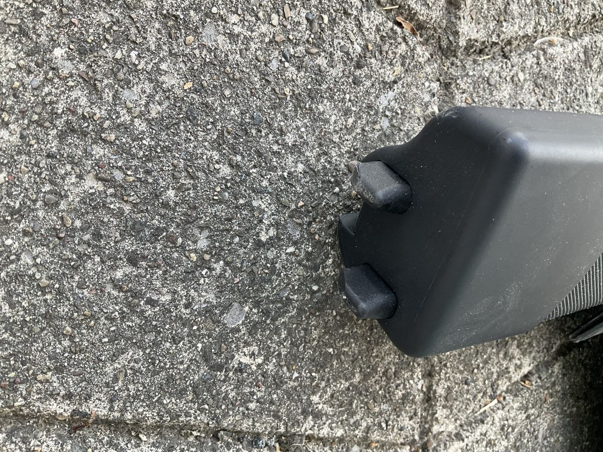 Tutti pezzi di ricambio auto: Gepäckabdeckung Audi A6 Original – Usato da Münchenstein venduto da paro07 1