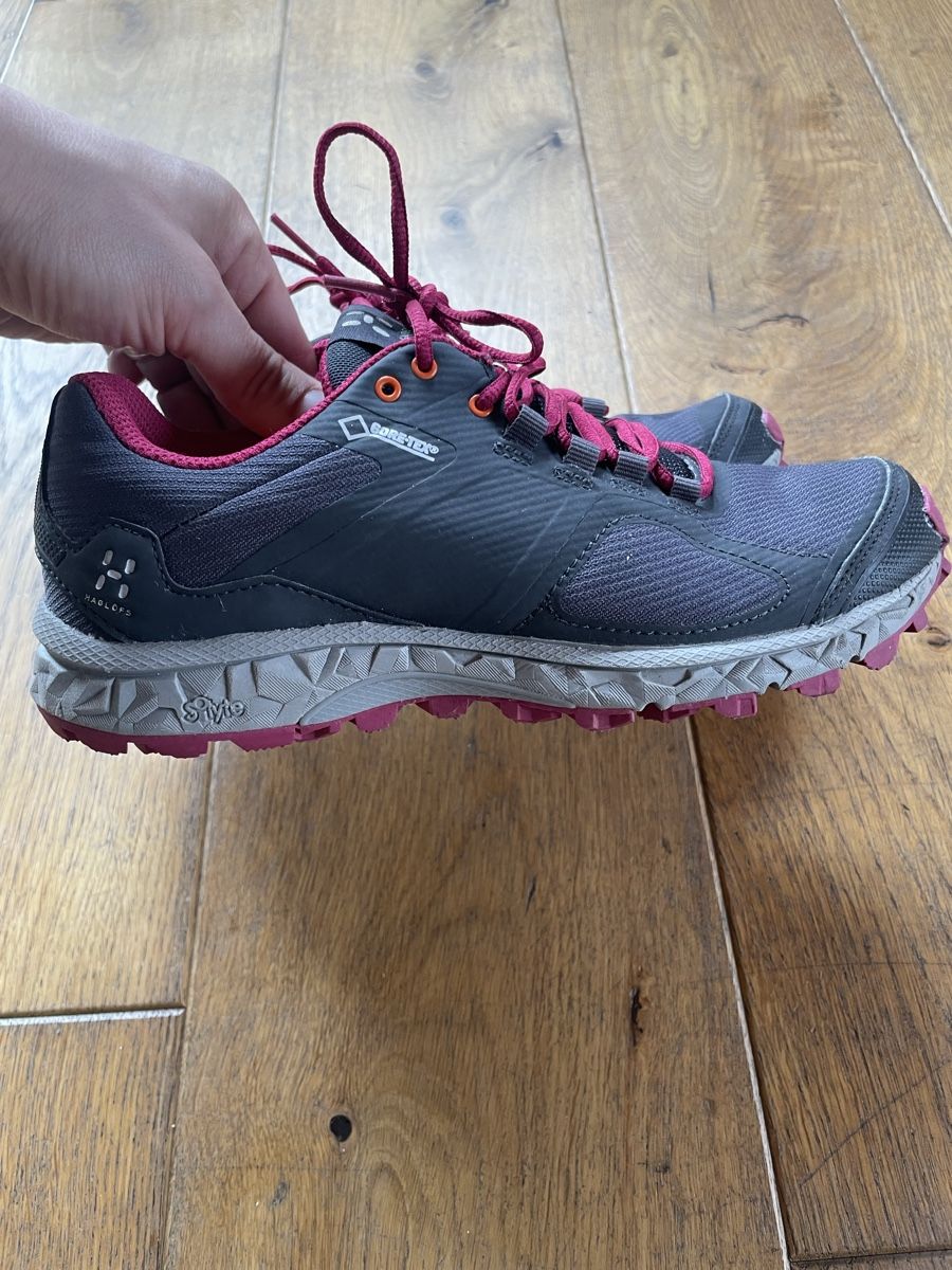 Haglöfs Scarpe per ragazze: trekkingschuh haglöfs gr. 37 – Usato da Recherswil venduto da grafics 2