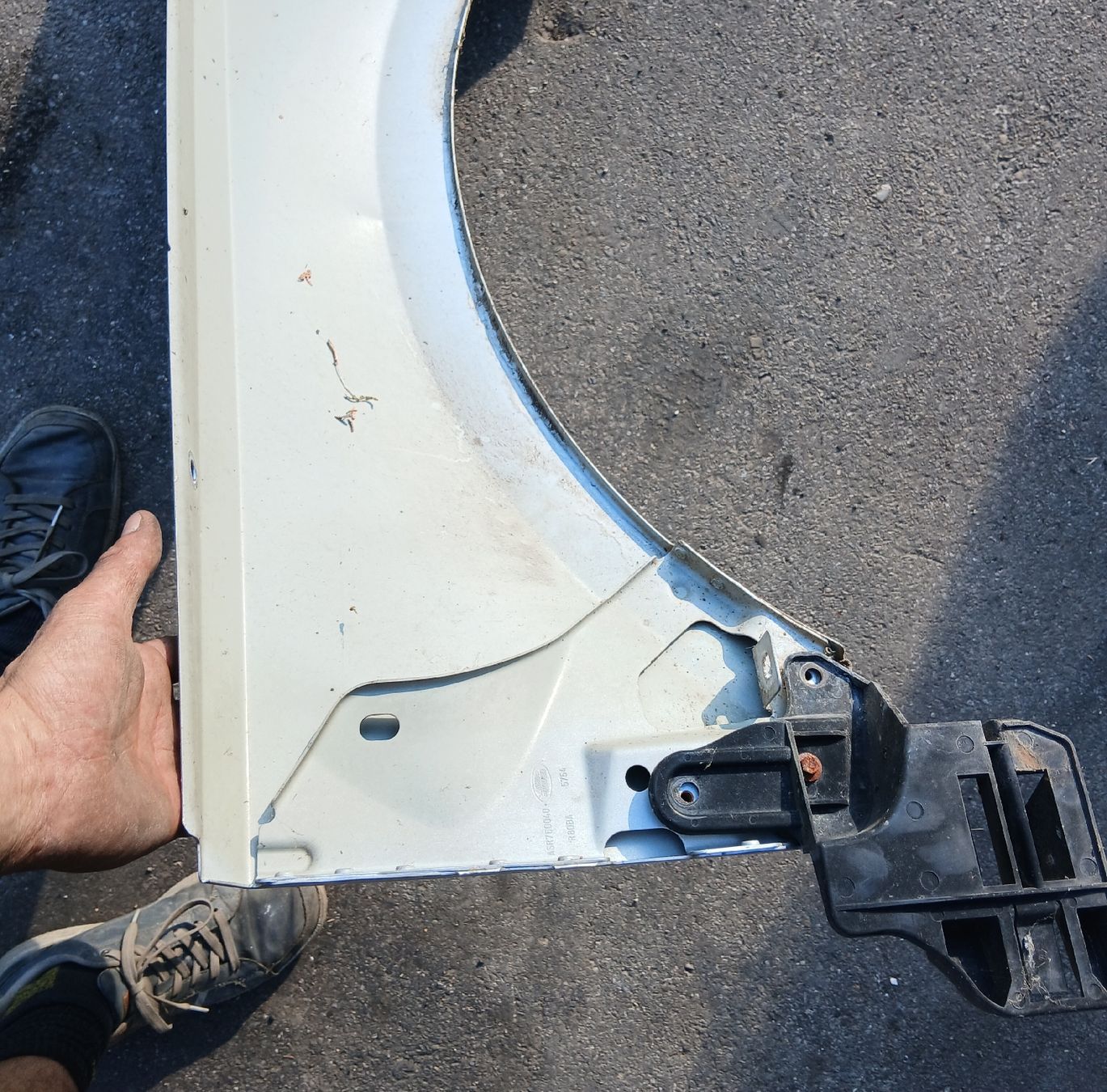 Land Rover Toutes les pièces auto: Aile droite Range Rover 2002-2012  – D'occasion à la heutte par Auto-stock 2