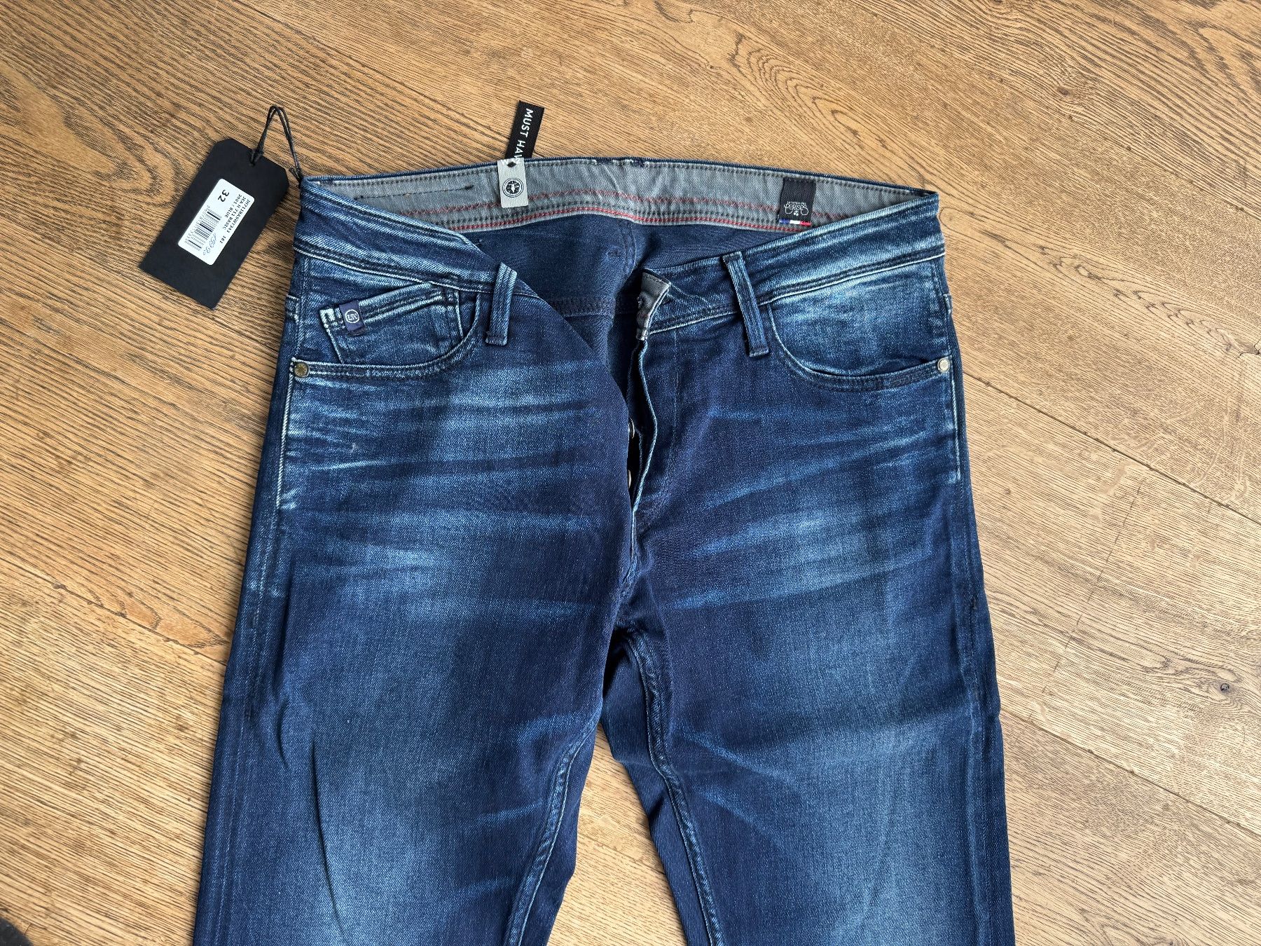 Le Temps Des Cerises Jeans: Jeans, Temps des Crises //NEU// 32 – Nuovo (secondo la descrizione) da Stettfurt venduto da outlet72 2