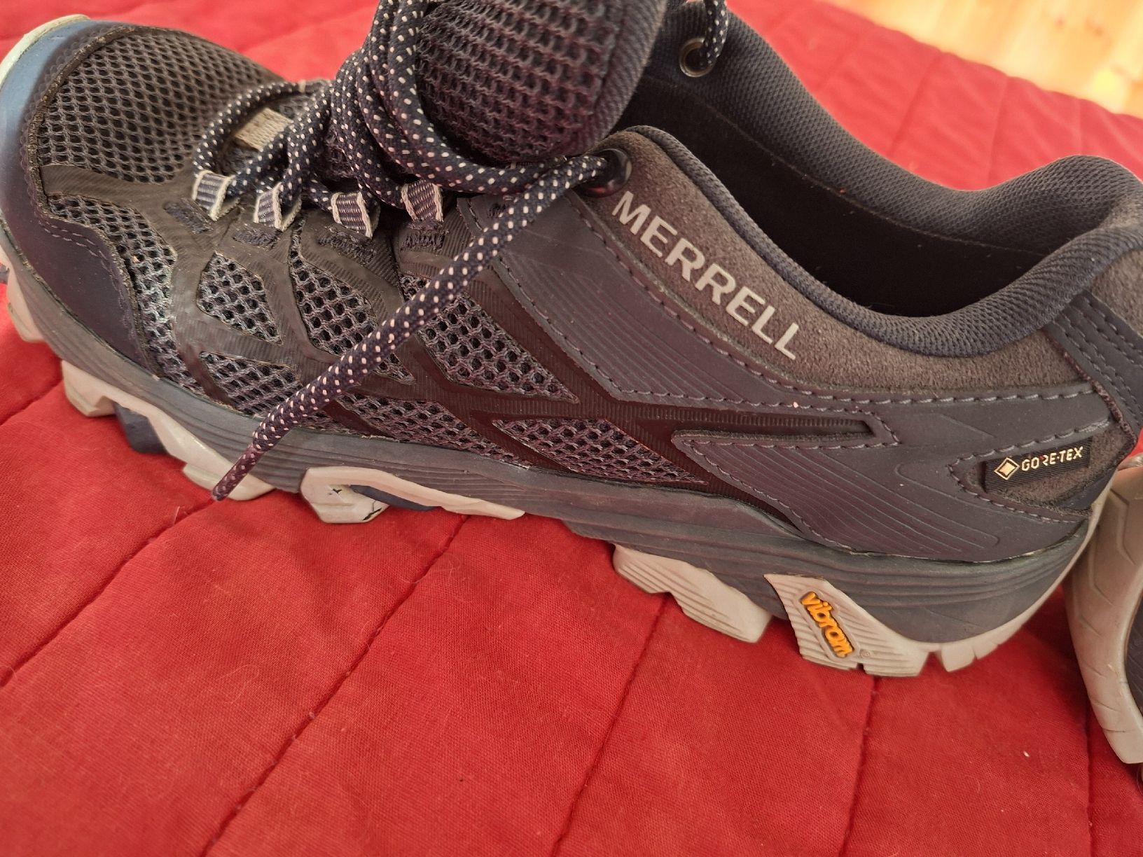 Merrell Scarpe da uomo: Wanderschuhe Merrell Gore-Tex Grösse 40 dunkelblau – Usato da Sumiswald venduto da Cicco02 4