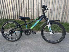 Kinderfahrrad Mountainbike 20 Zoll Rufftrax Saracen wie Neu