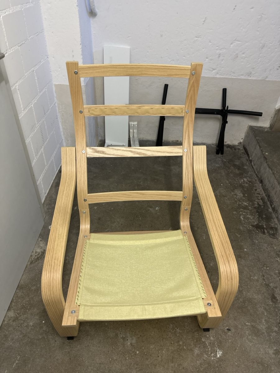 Ikea Poltrone: ikea Pöang Sessel Holz Hocker Stoff hellgrau mit Polsterung – Usato da Winterthur venduto da Estea20 2