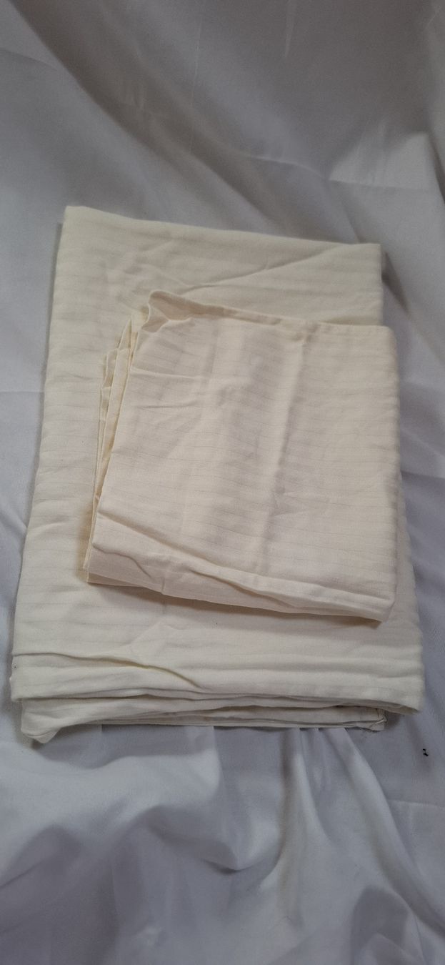 Linge de lit: Stokke Bettwäsche – D'occasion à Suhr par Design_by_Debi
