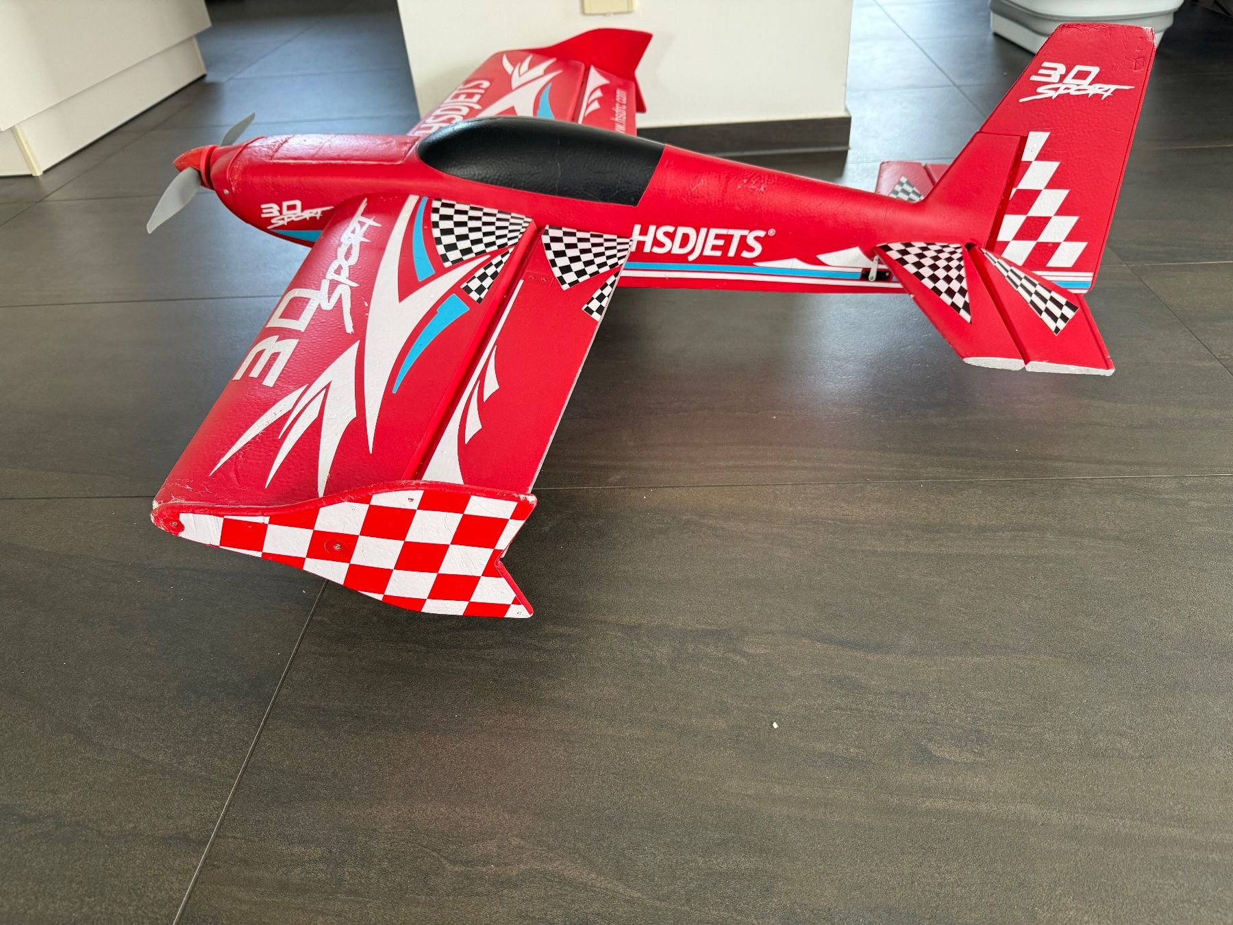 Modellismo RC: Modellflugzeug HSDJETS (3D Sport) – Usato da Ins venduto da Bidleni